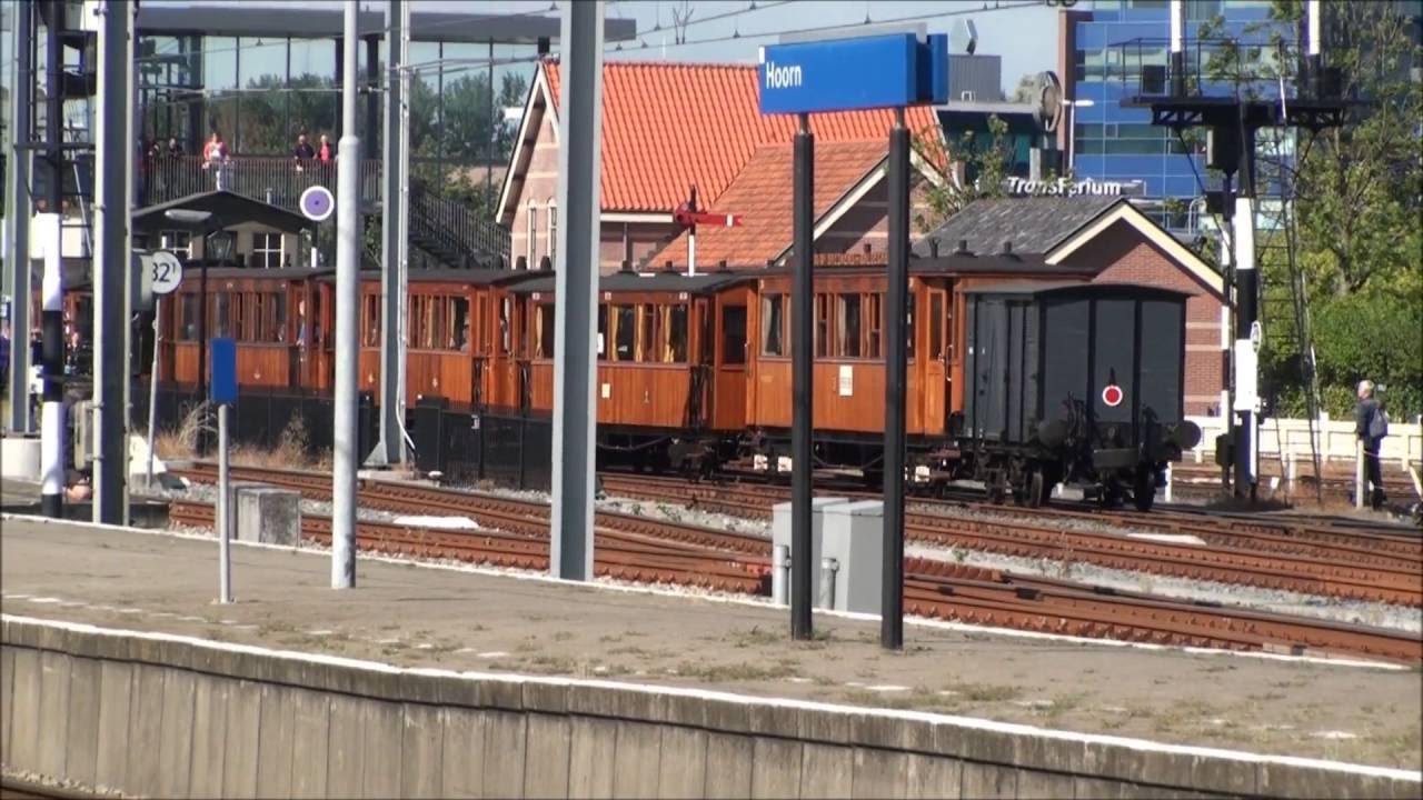 Stoomtram Hoorn-Medemblik Bello Festival: Aankomst & vertrek Bello met o.a. RTM wagons