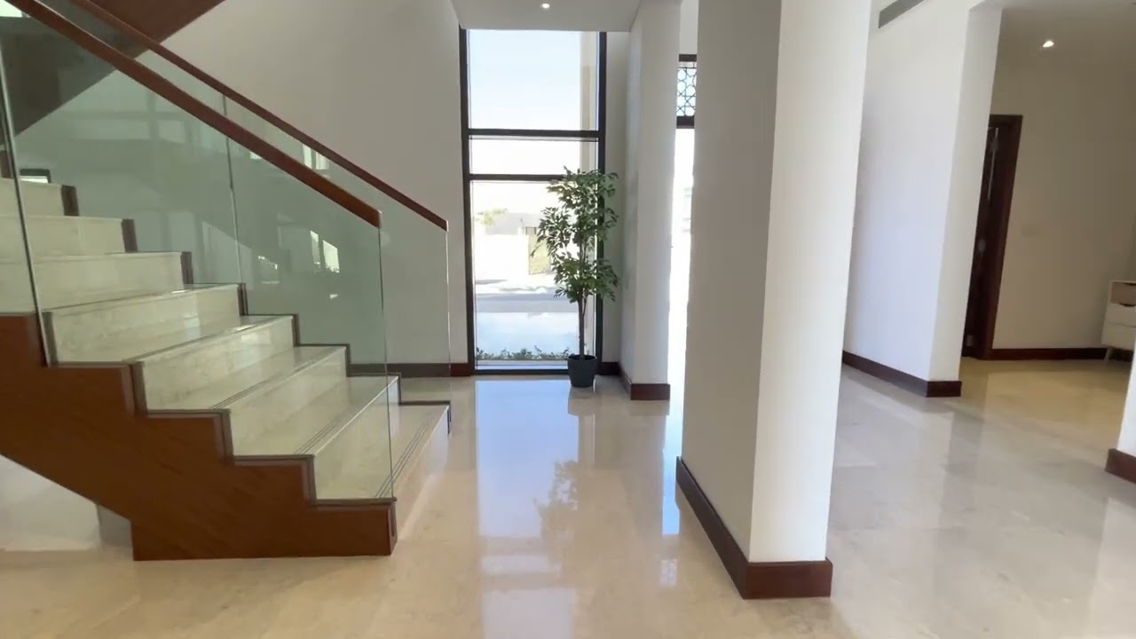 om.sakan.co فيلا فاخرة للبيع في خليج مسقط .. Luxury villa for sale in Muscat Bay