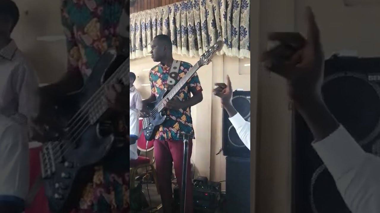 Kwame Thinker Grooving At Church Service🎸🎸🎸🎸🎸
