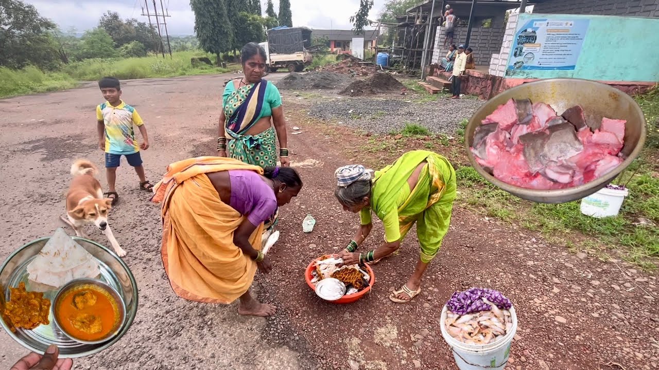 आई सोबत फिरलो मीक्स मच्छी विकाय ।कोकणातील काही सुंदर गाव ।रात्र झाली । वहीनीने बनवल शिंगटीच कालवन 👌😋