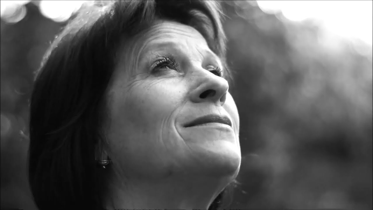 Nshuti Zanjye Munsabire - Pearl of Life Choir (Video Lyrics)
