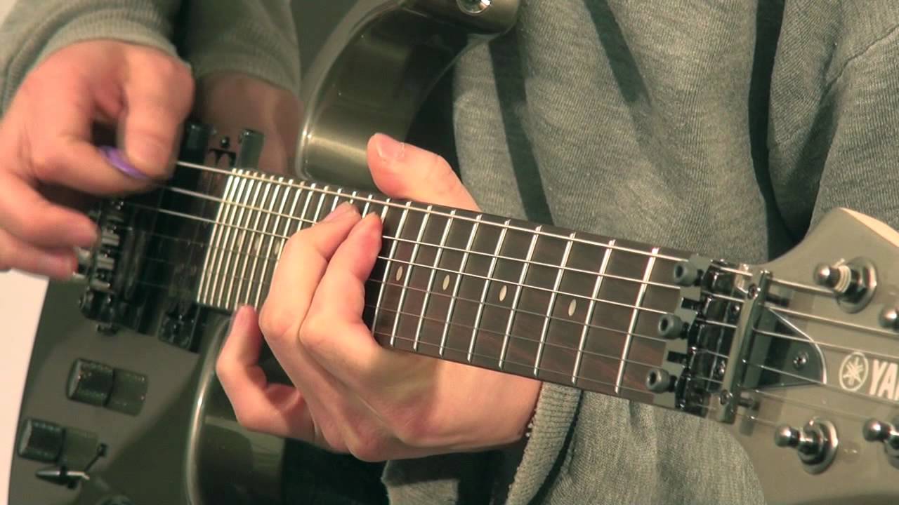 Yamaha RGX 220DZ