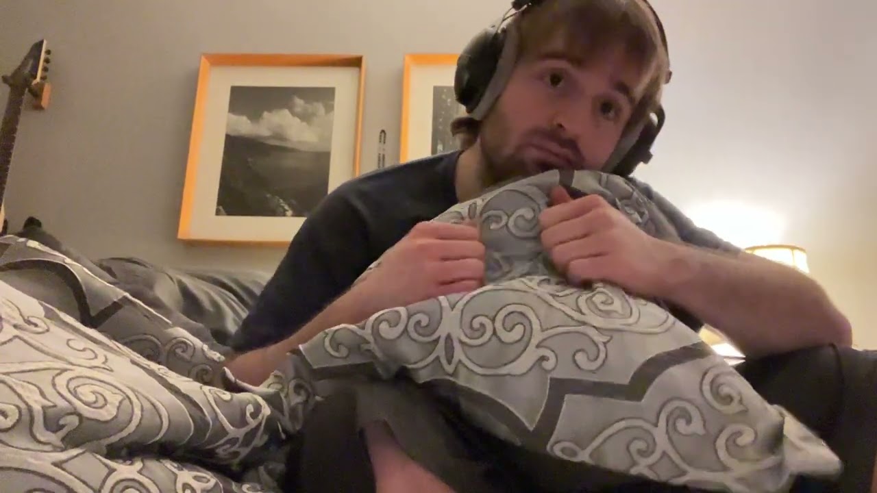 ASMR - Epic Pillow Massage