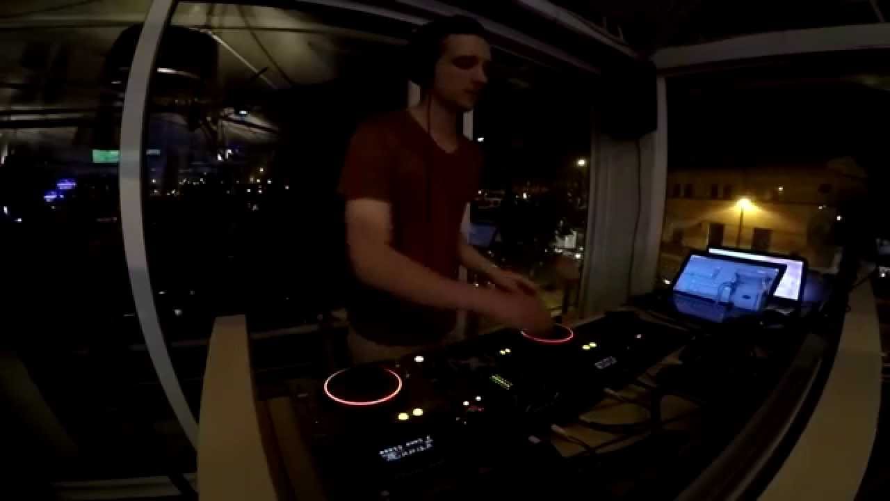 Kostya Outta - Live @ Roof Bar (2015.06.06)