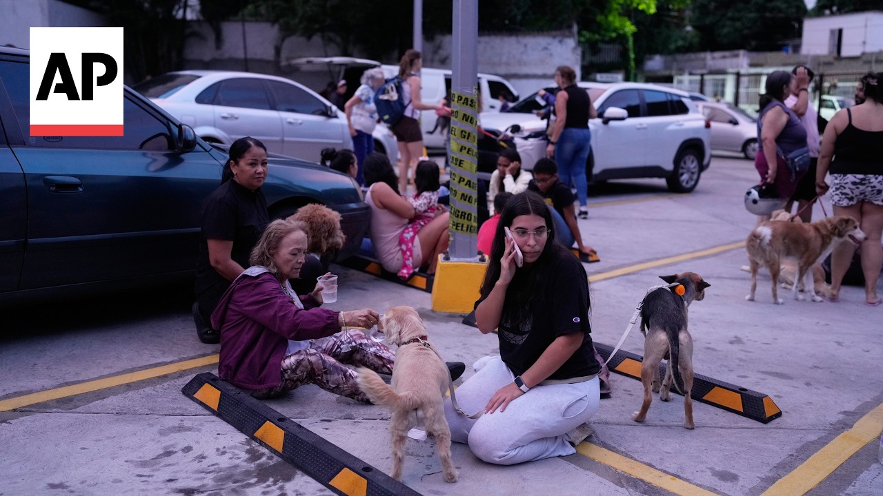7.2-magnitude earthquake collapses buildings in Caracas, Venezuela