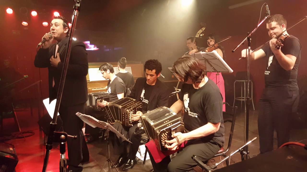 Los Herederos del Compás - Que solo Estoy