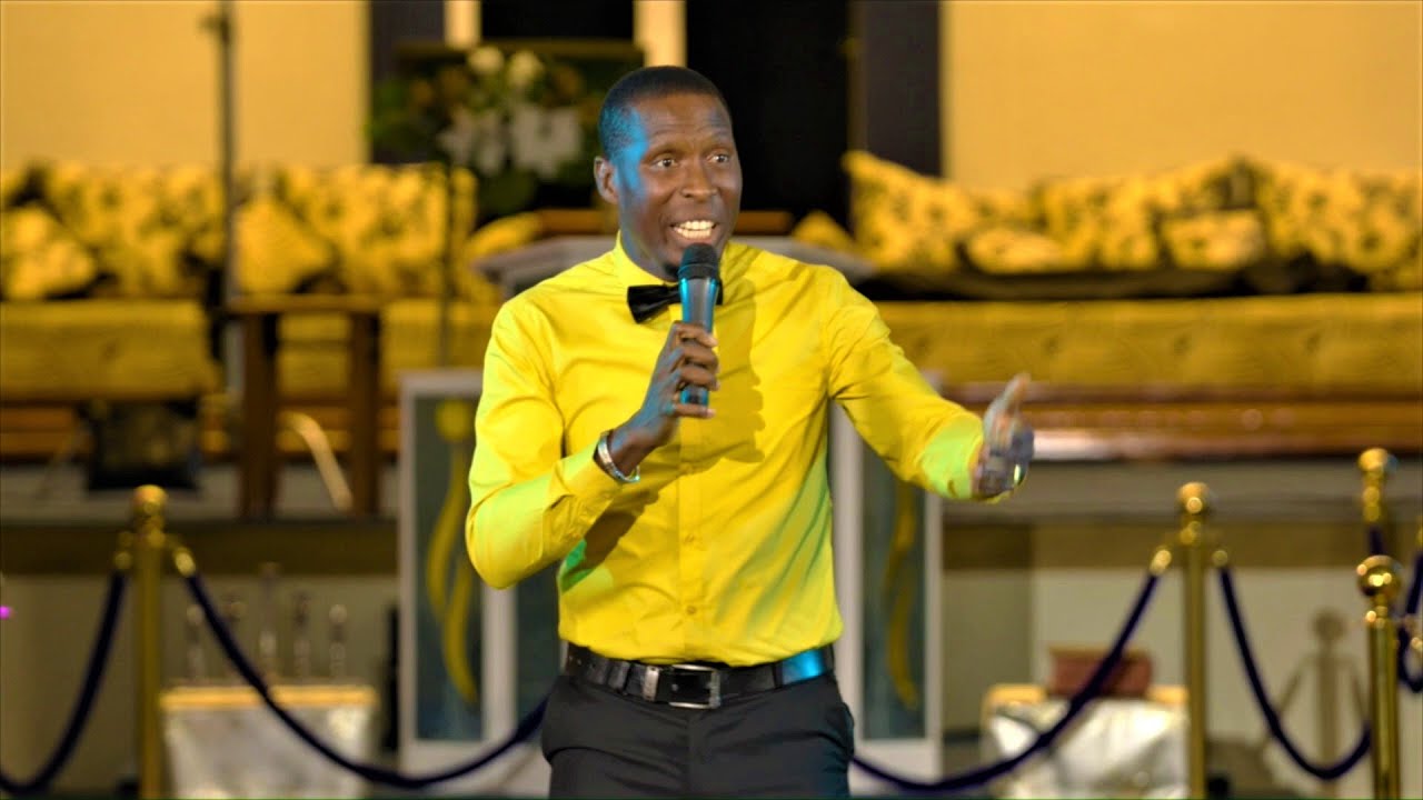 Te M'e Singi en M'e Dansi - (Worship Leader: Rony Weewee) - Worship Session 3 - Kingdom