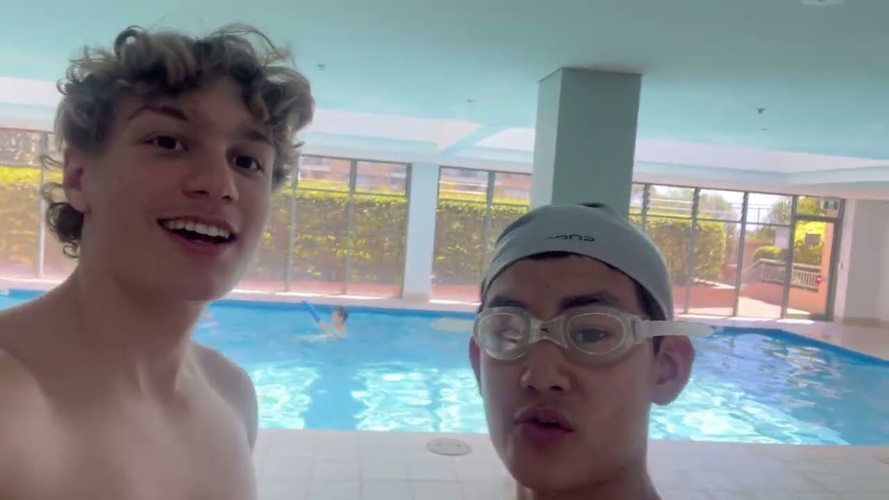 Day 1 vlog, Joel and brendan, day in the life of two teenagers in sydney.