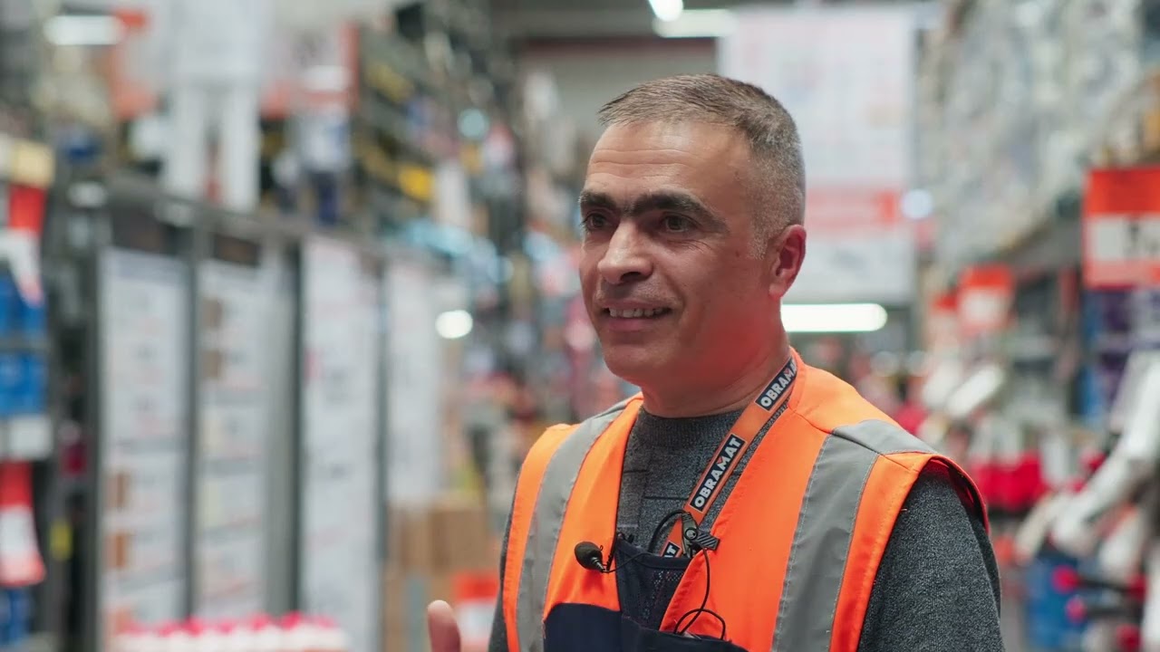 'Contrata Sin', Cruz Roja en Salamanca derriba barreras en el acceso al empleo. Basir en Obramat