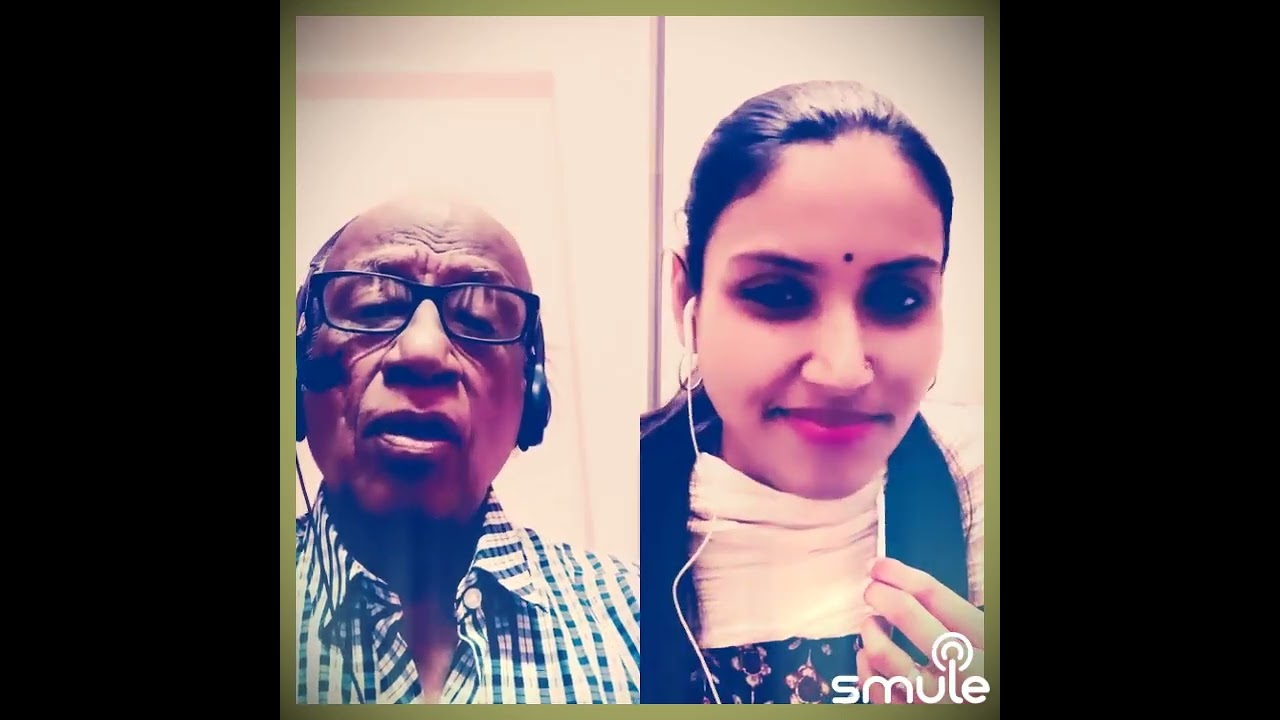 Chandrodayam oru pennanatho MGR--JAYALALITHAA  classic song. Pl use earphones and enjoy