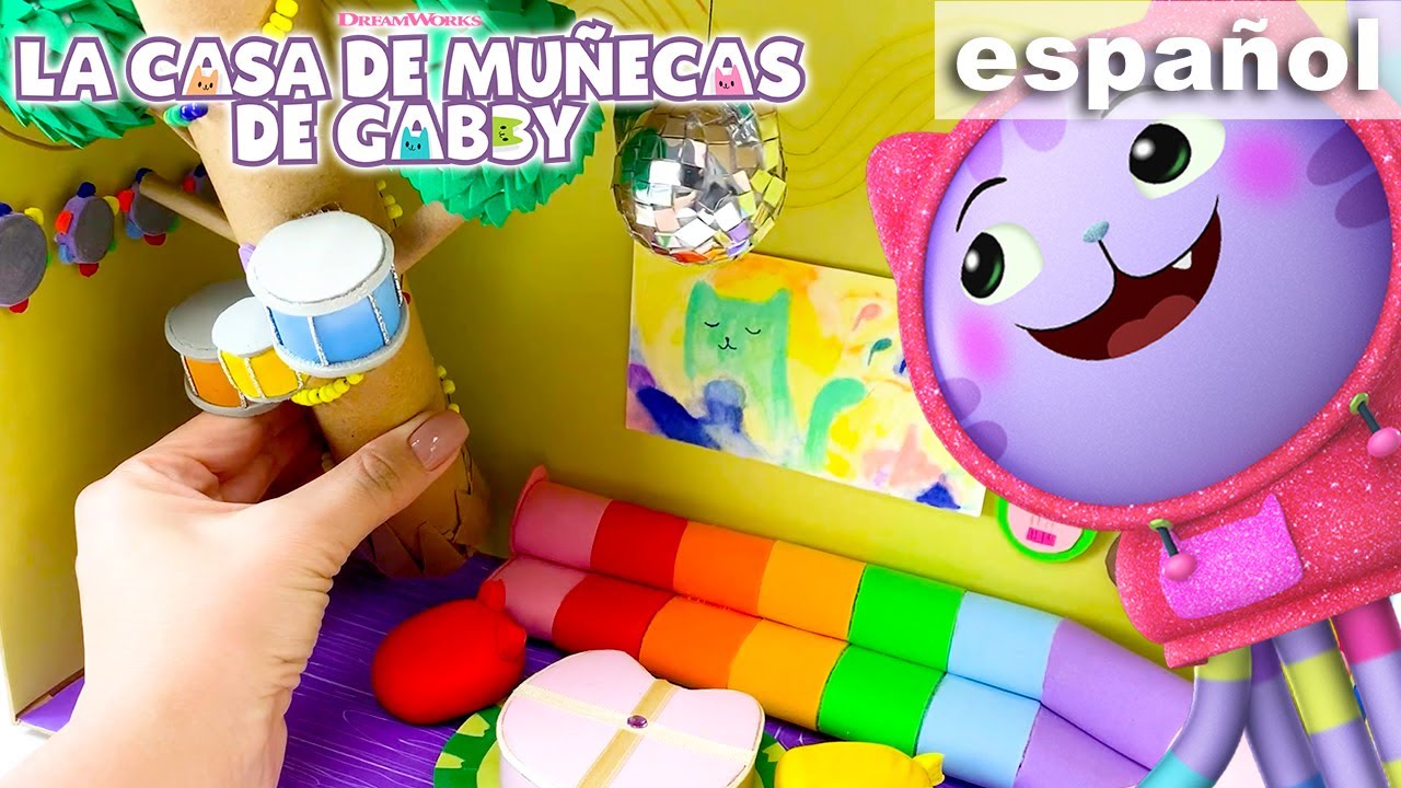 ¡Construye la sala de música de  DJ Musicat conmigo! | LA CASA DE MUÑECAS DE GABBY