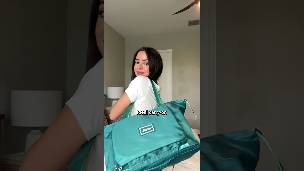 This is the ultimate packing hack! 👜