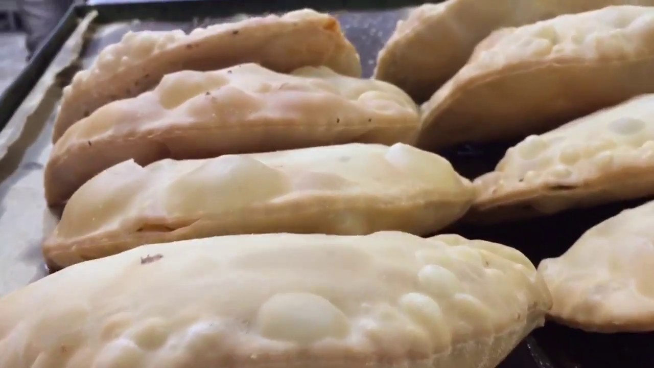 Siciliani Creativi - Come si fanno i pitoni messinesi