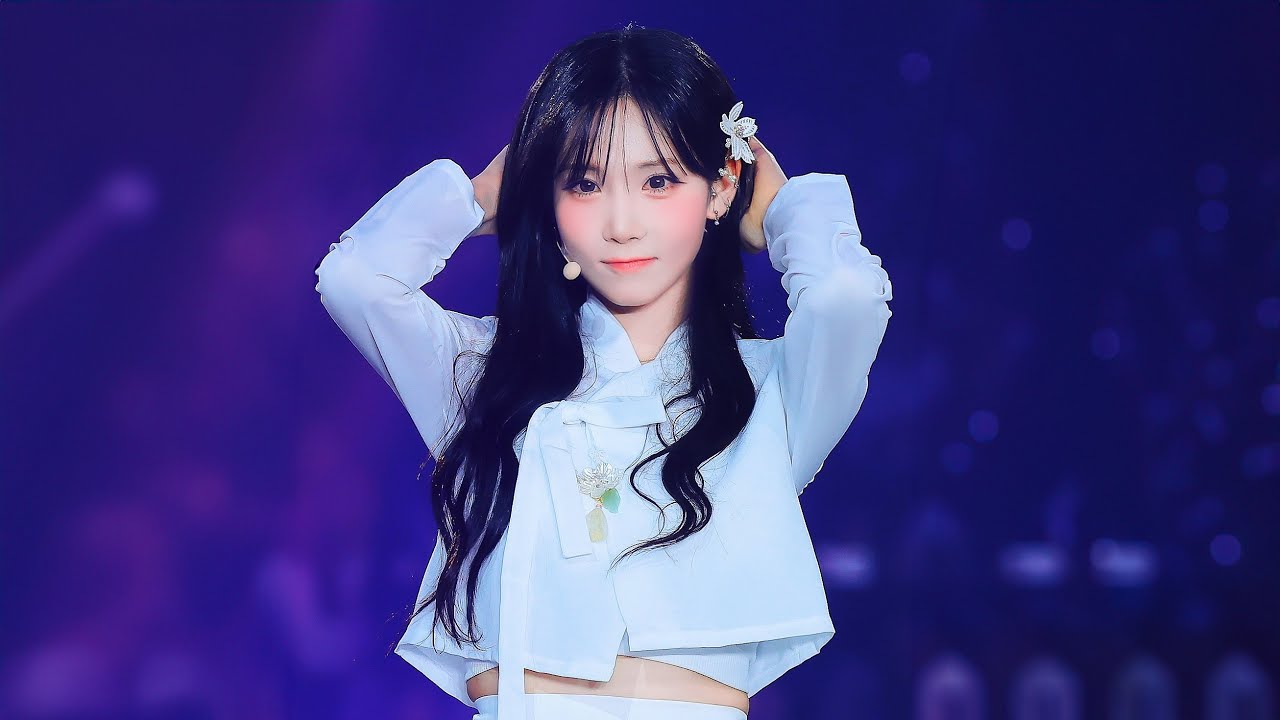 [4K] 241005 Girls' Capitalism 케이링크  트리플에스 김나경 직캠 tripleS NAKYOUNG Fan Cam K-Link Festival
