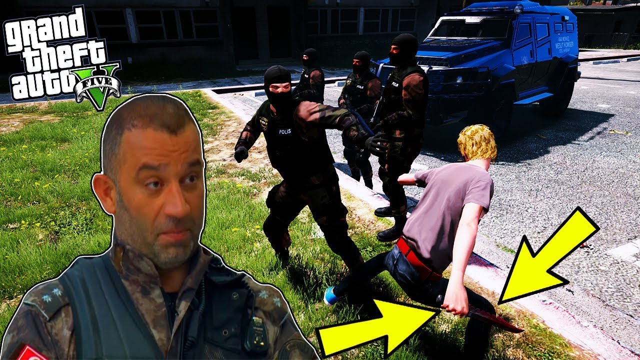 TUNÇ MESUTA BIÇAK ÇEKİYOR! - GTA 5 MESUT KOMİSER ÖZEL HAREKAT MODU