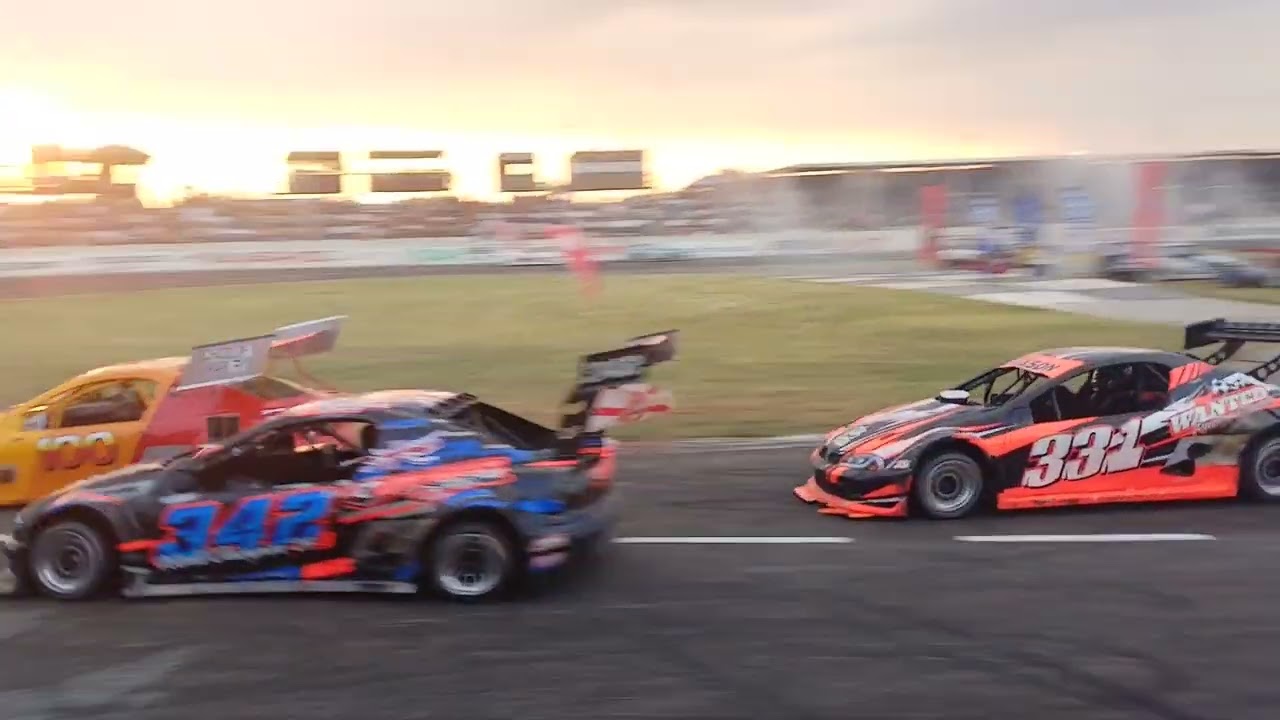 mahem raceway NHT  lonika maartens #8car on fire