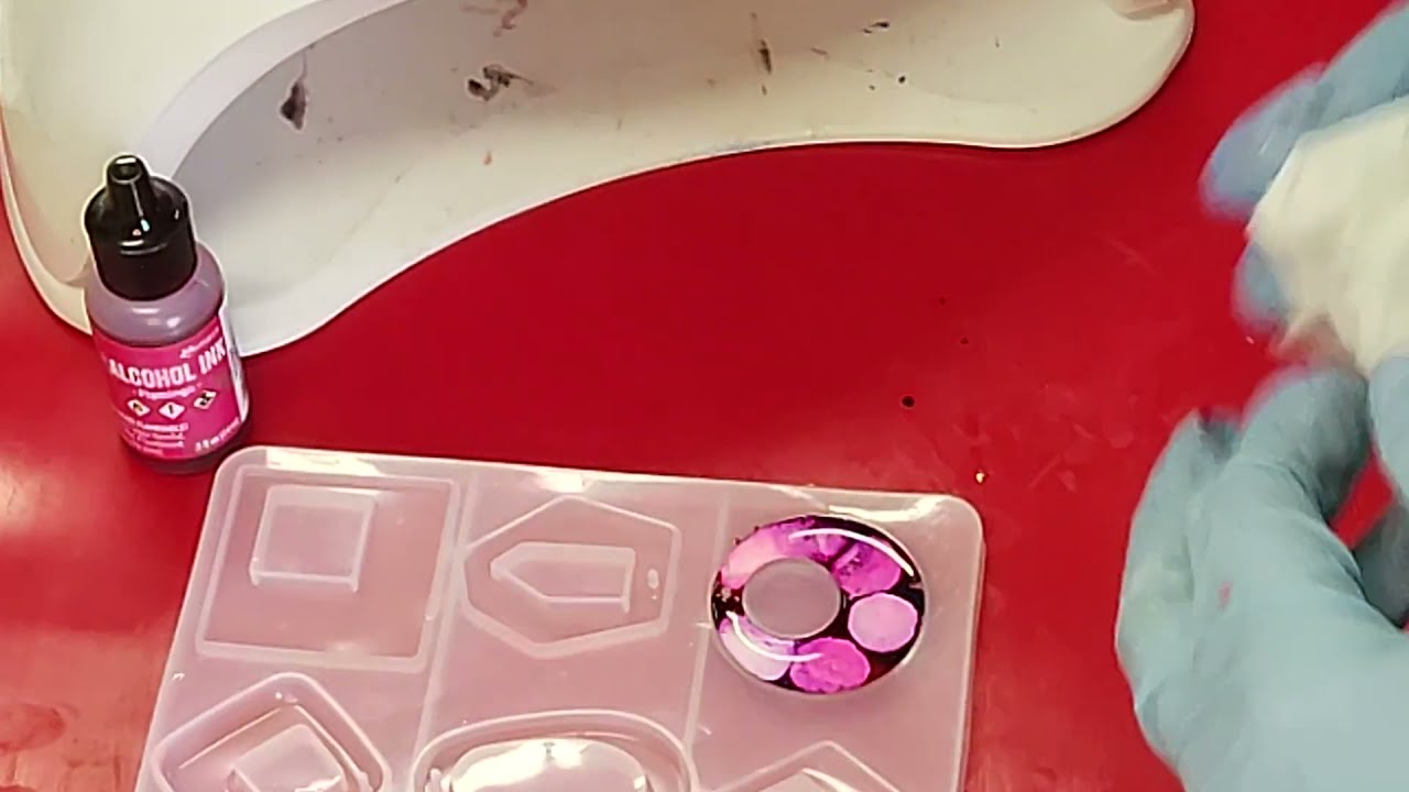 Creating UV Resin Pendant with Alcohol Inks
