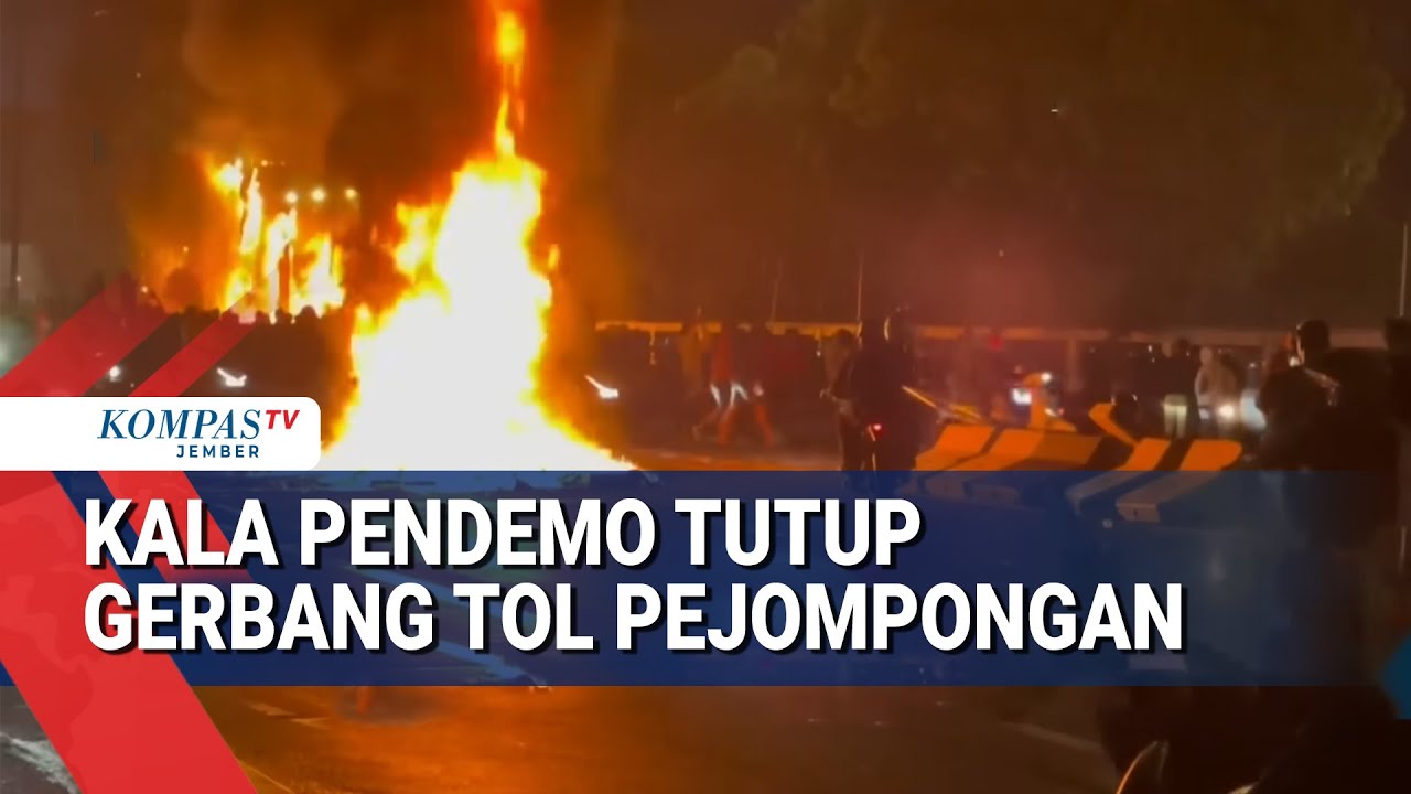 Kericuhan Demo Jakarta & Makassar: Massa Bubarkan DPR, Tol Ditutup