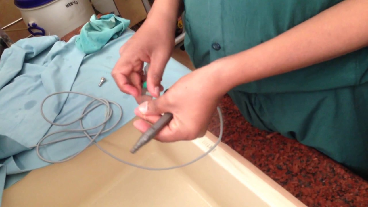 Phacoprobe cleaning after Phacoemulsification