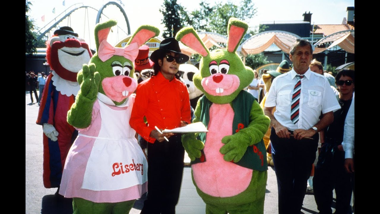 Michael Jackson is special guest of the theme park Liseberg in Sweden in 1988