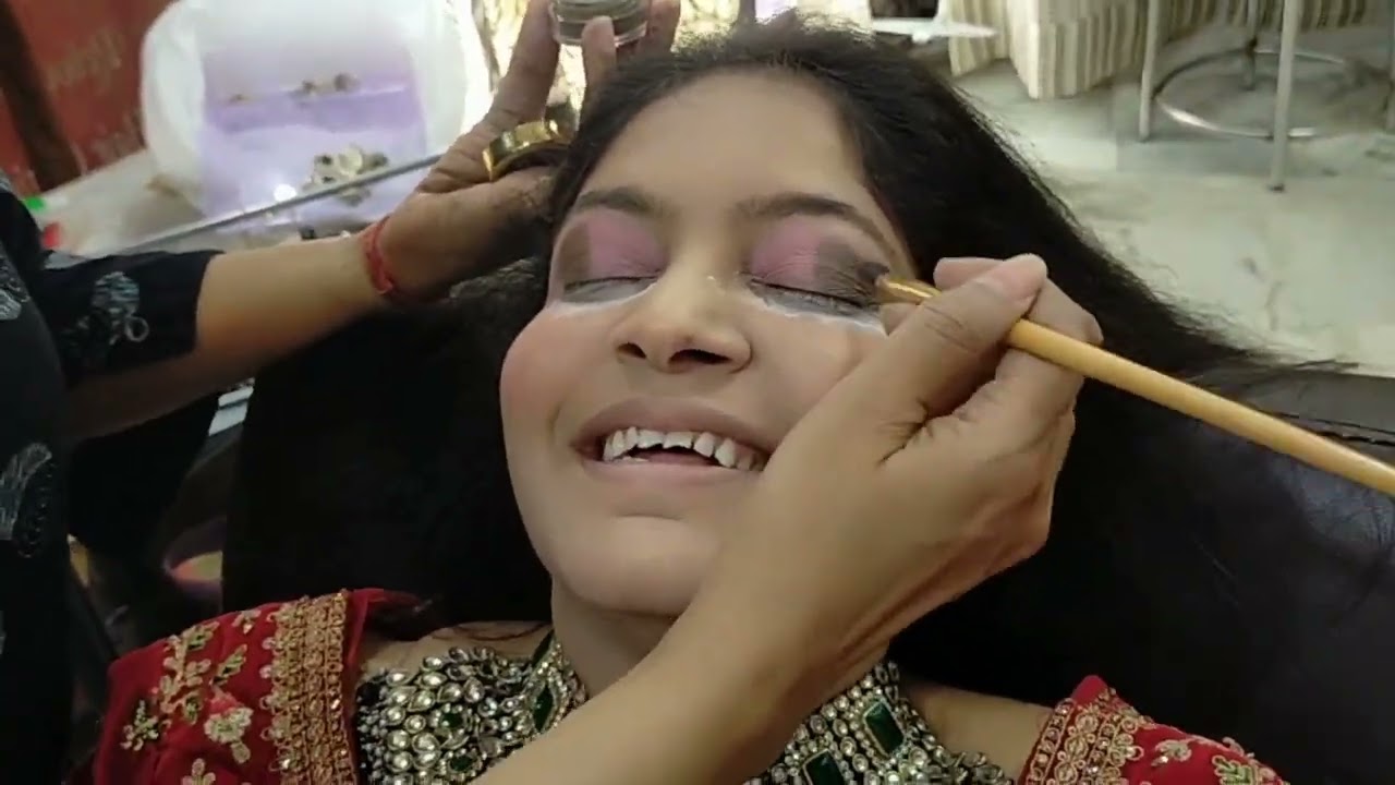Simple and easy Bridal Makeup Tutorial by Sandhya Verma MakeOvers! Long lasting makeup!