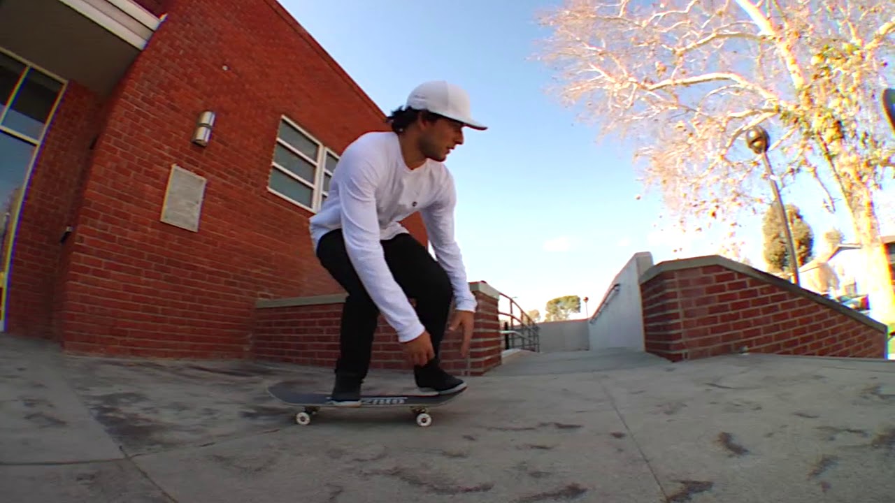 Micky Papa Nollie Inward Heelflip bs Tail Raw Cut