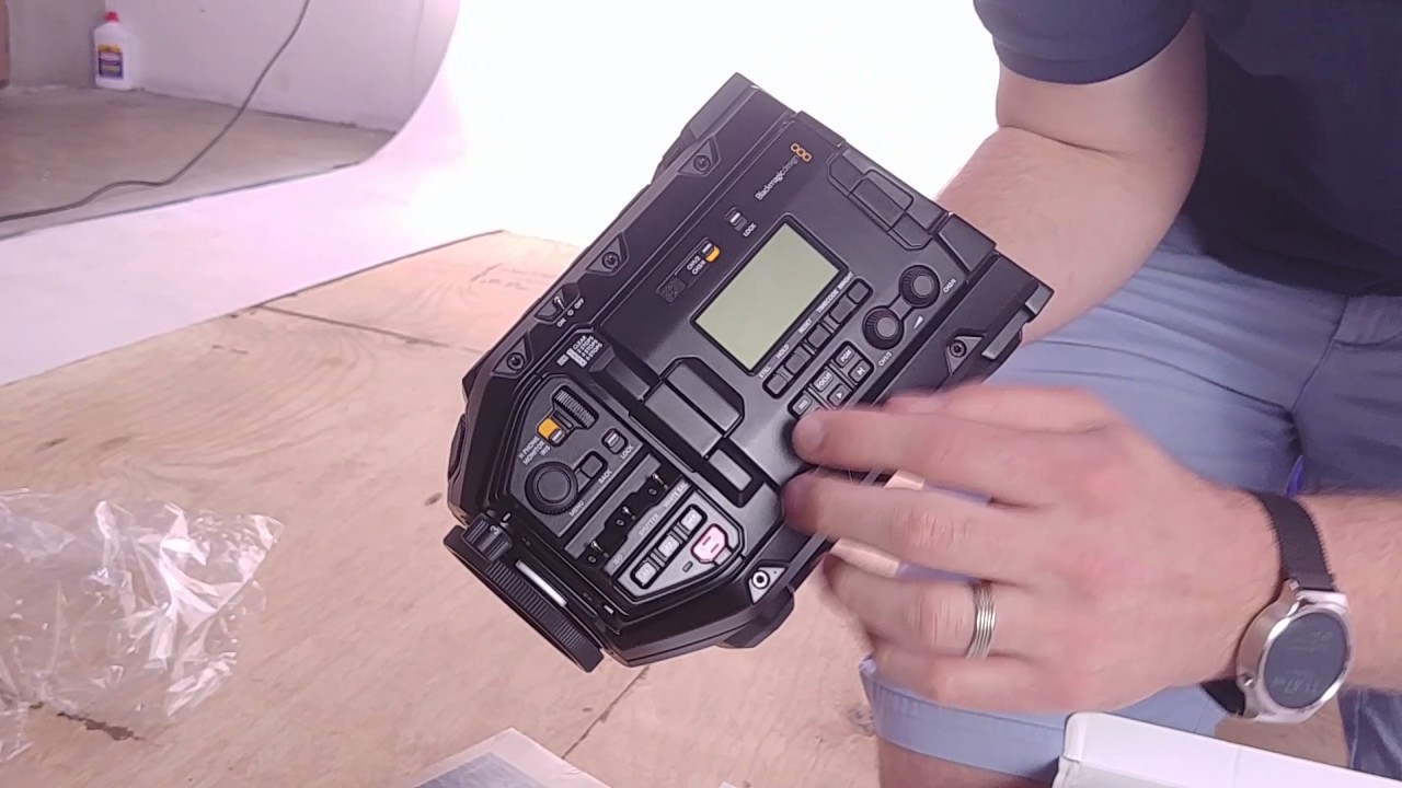 Blackmagic URSA Mini Pro Unboxing