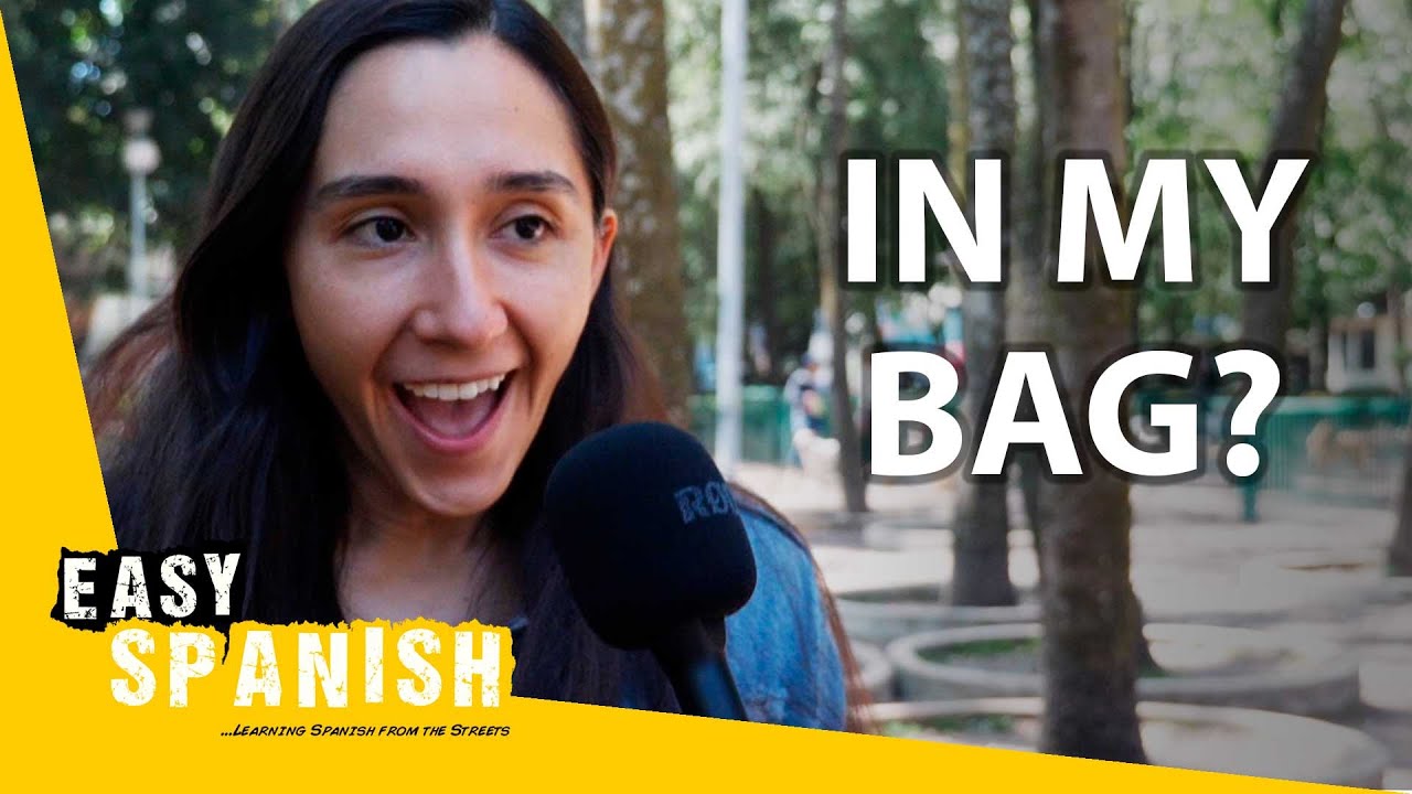 What's In Your Bag? | Easy Spanish 301