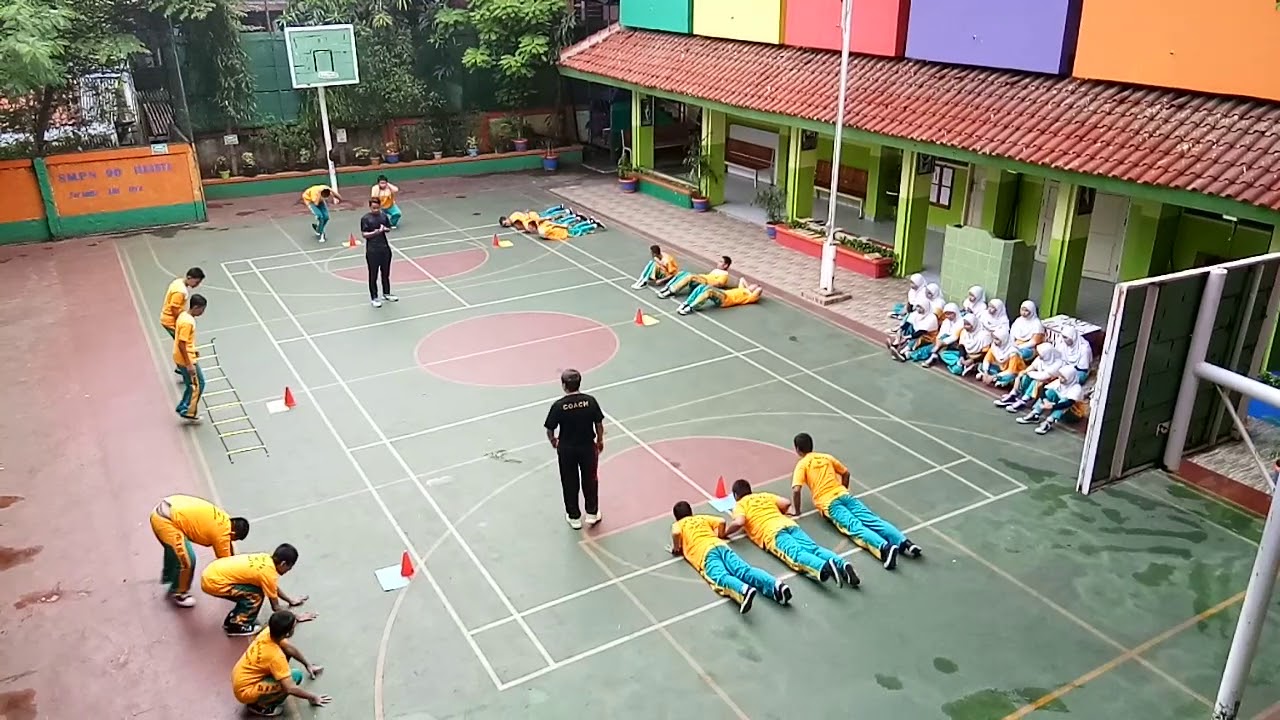 Circuit Training SMP N  90 JKT