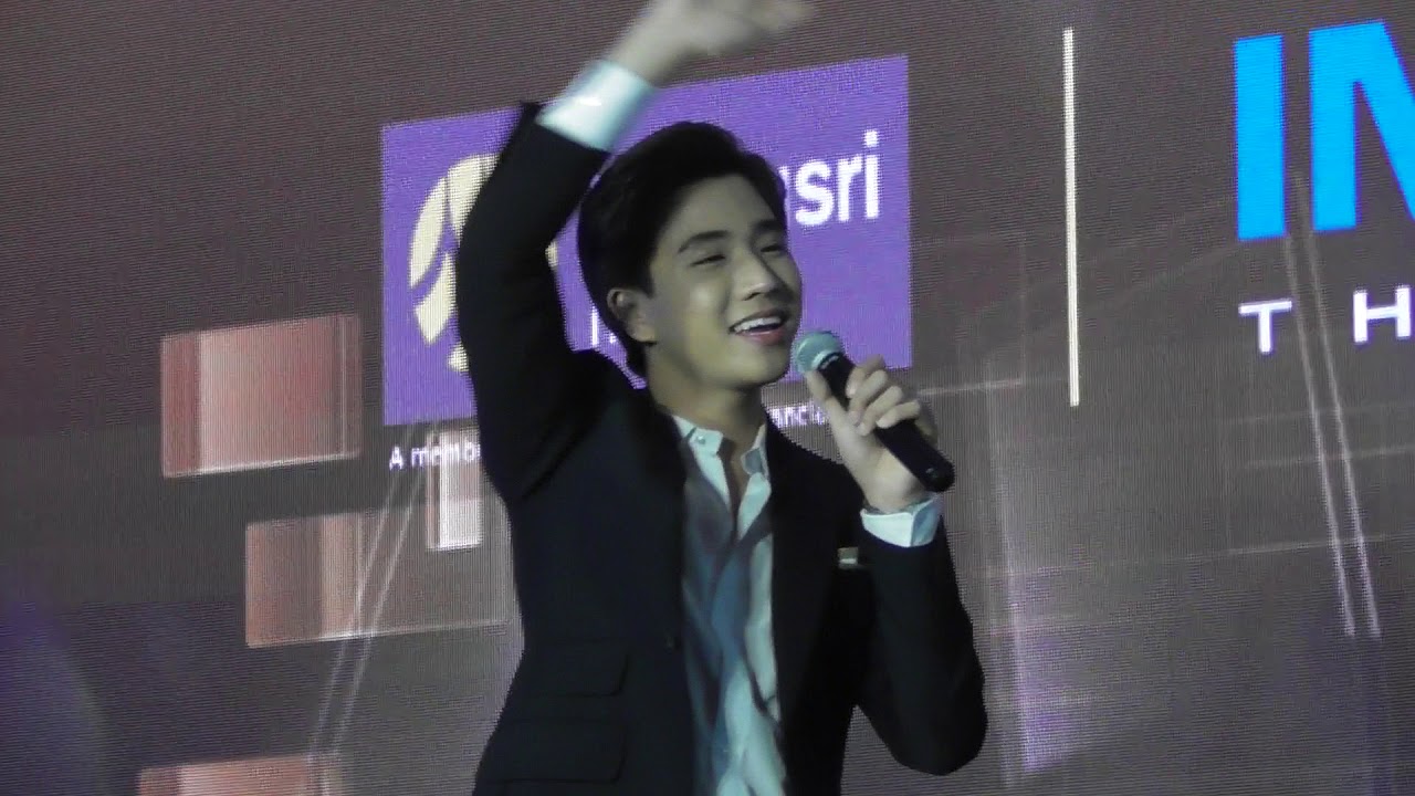 เพลง สั่น โดย เพิร์ธ ธนพนธ์ 
08-10-61 @สยามพารากอน (1)