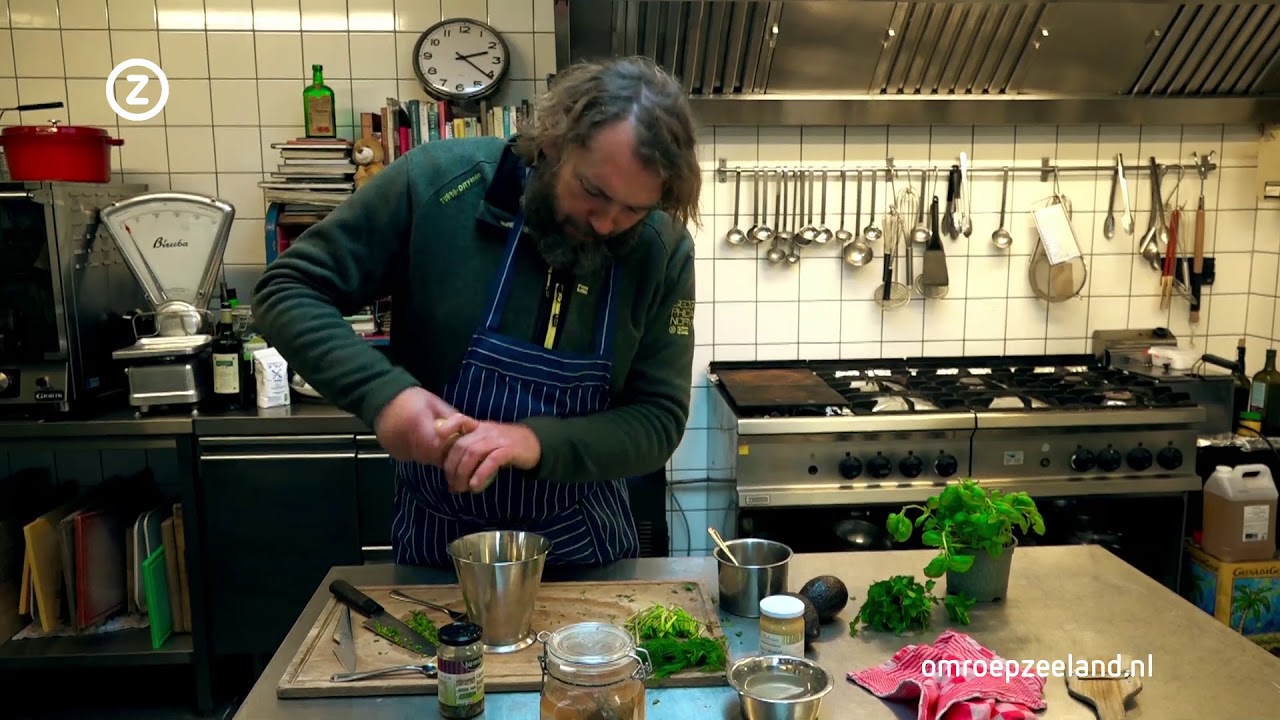 Recept! Dp maakt een garnalencocktail met Zeeuwse garnalen
