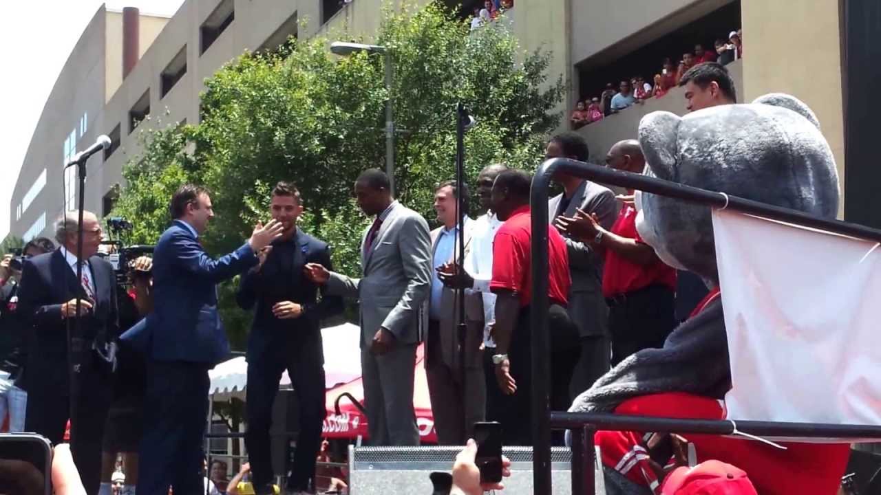 Houston Rockets Bill Worrell Introduces Dwight Howard