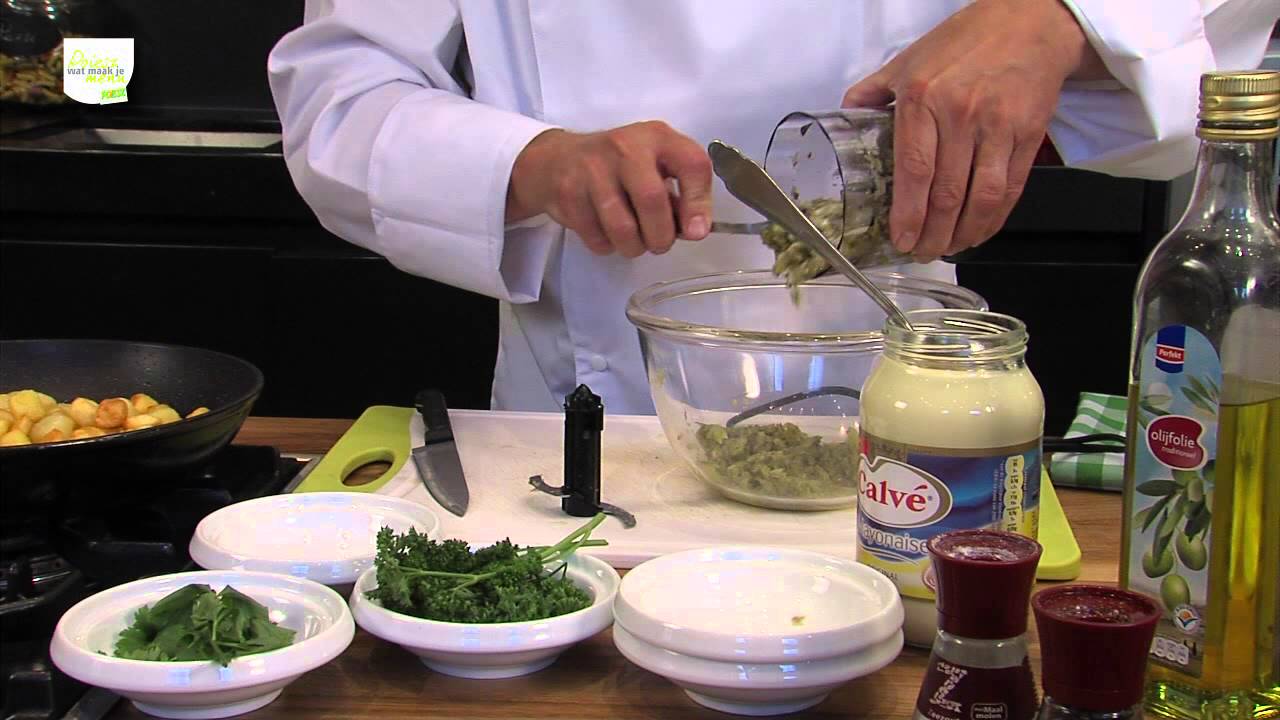 Gesneden rosbief met gebakken krielaardappeltjes, remouladesaus en sperzieboontjes