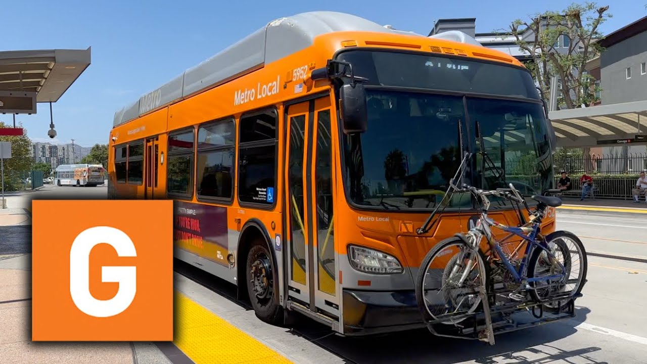 Short Buses on the Metro G (Orange) Line