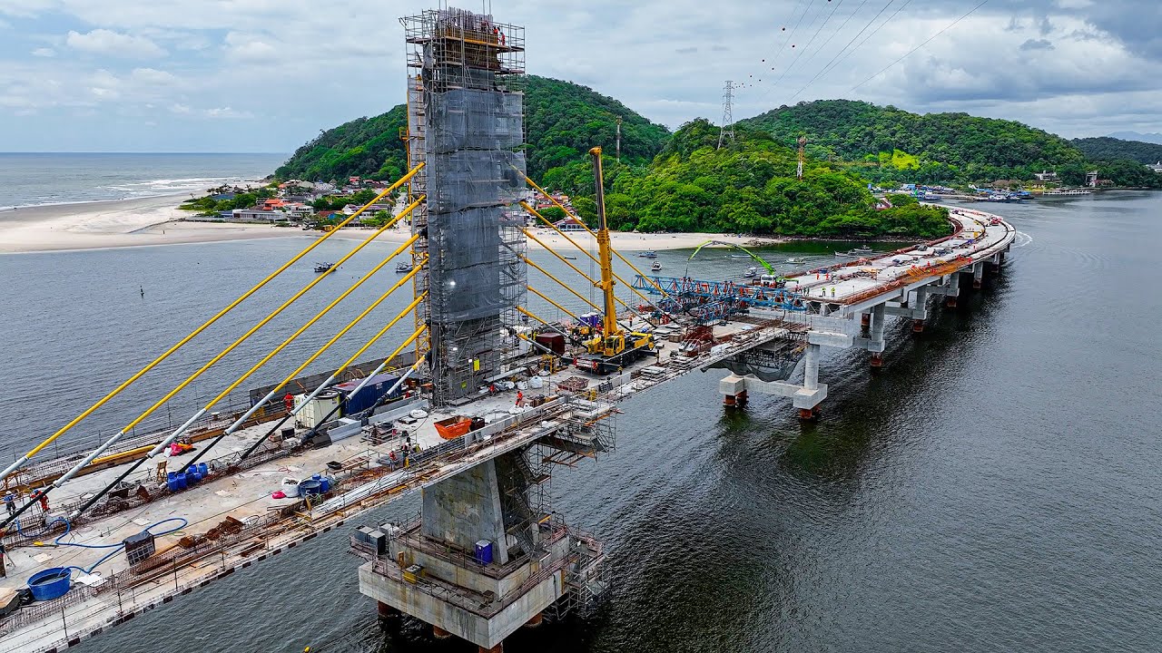 Com grande avanço no trecho estaiado, Ponte de Guaratuba chega a 85% de execução