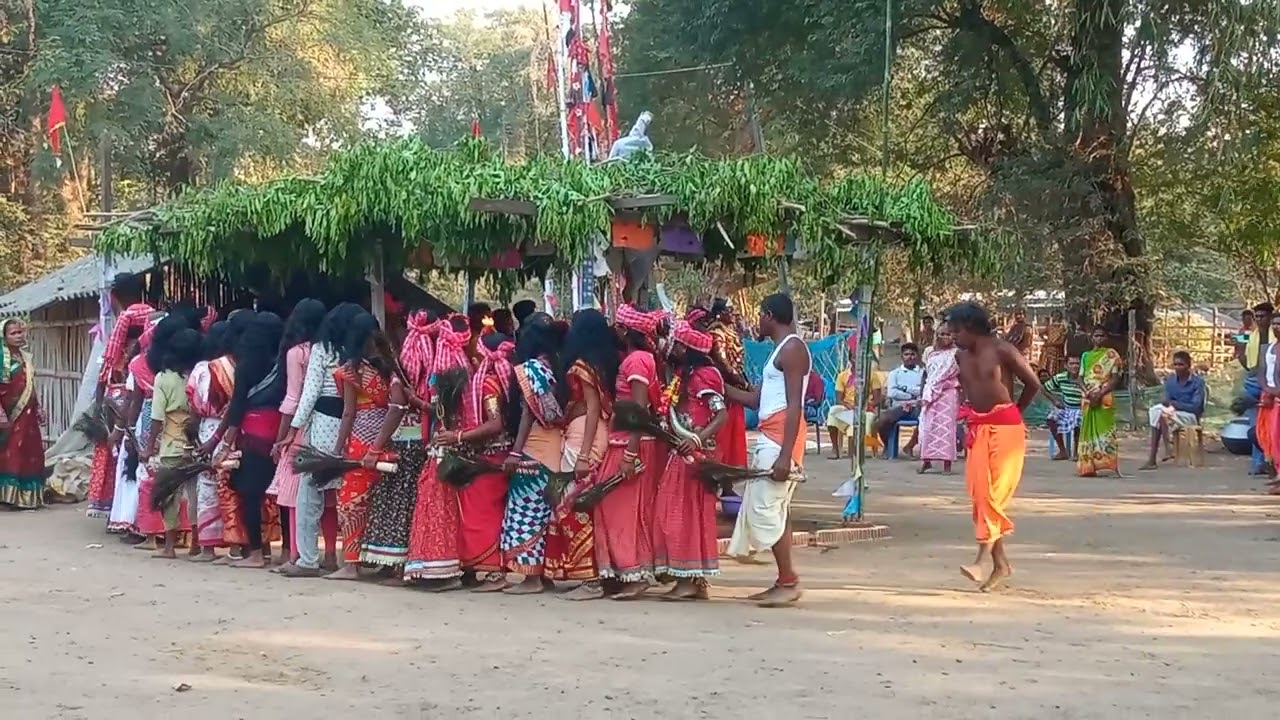 Gunia and audience mananka dhemssa 