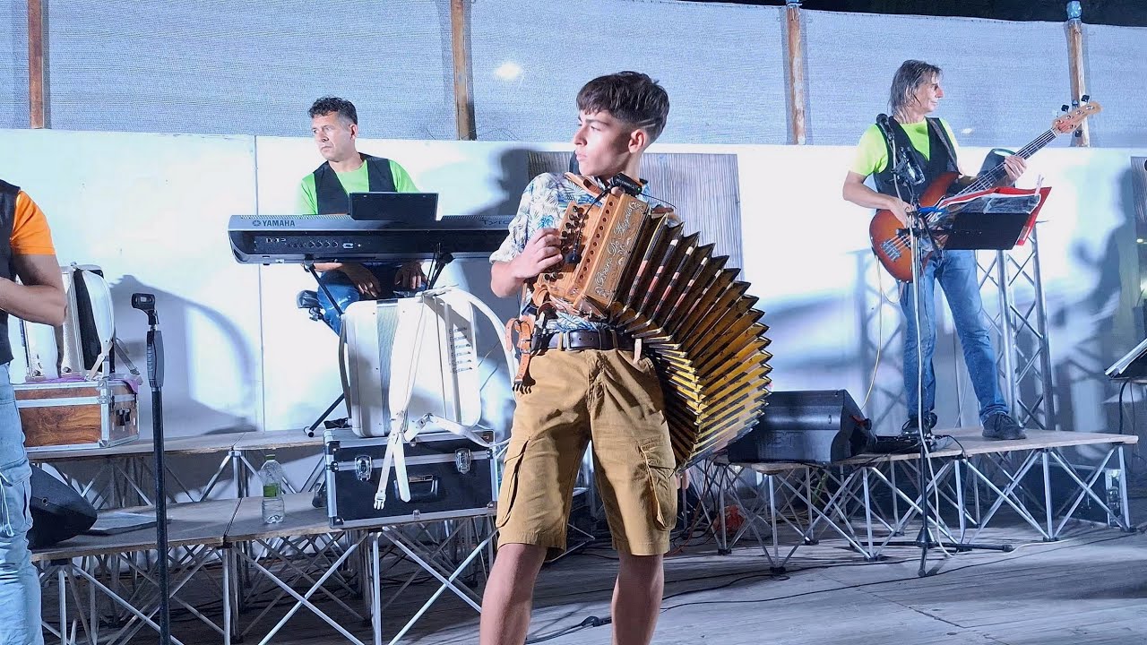 Tibuciccio (Tiburon) Riccardo COMPAGNONI Acordeón Accordion Accordéon Organetto - Orchestra Paradise
