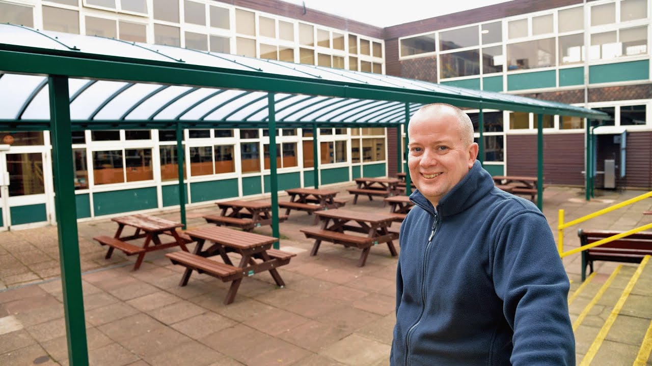 Outdoor Dining Area Canopy at Rushcliffe School