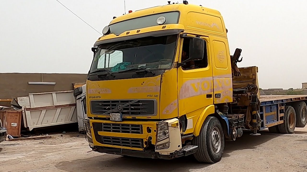 Volvo truck Restoration ,painting and fitting the new parts || Truck World 1||