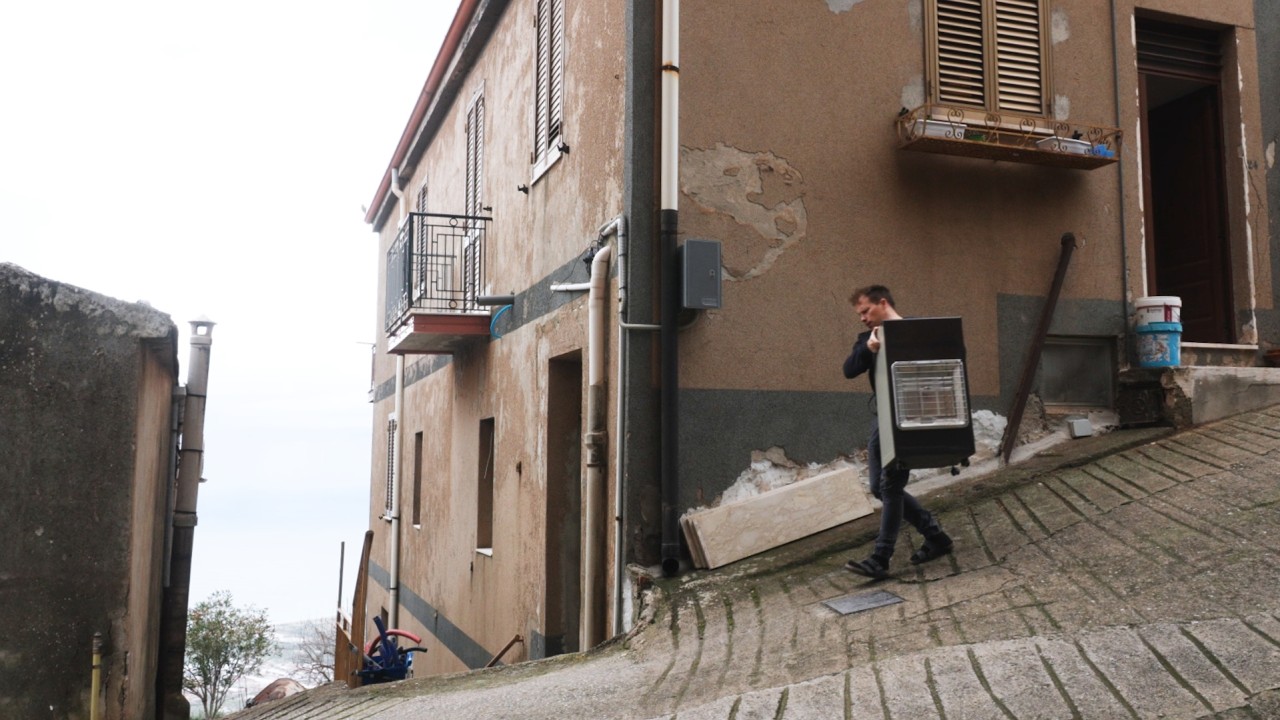 The Biggest Problem With Our House in Italy 🇮🇹 (#21)