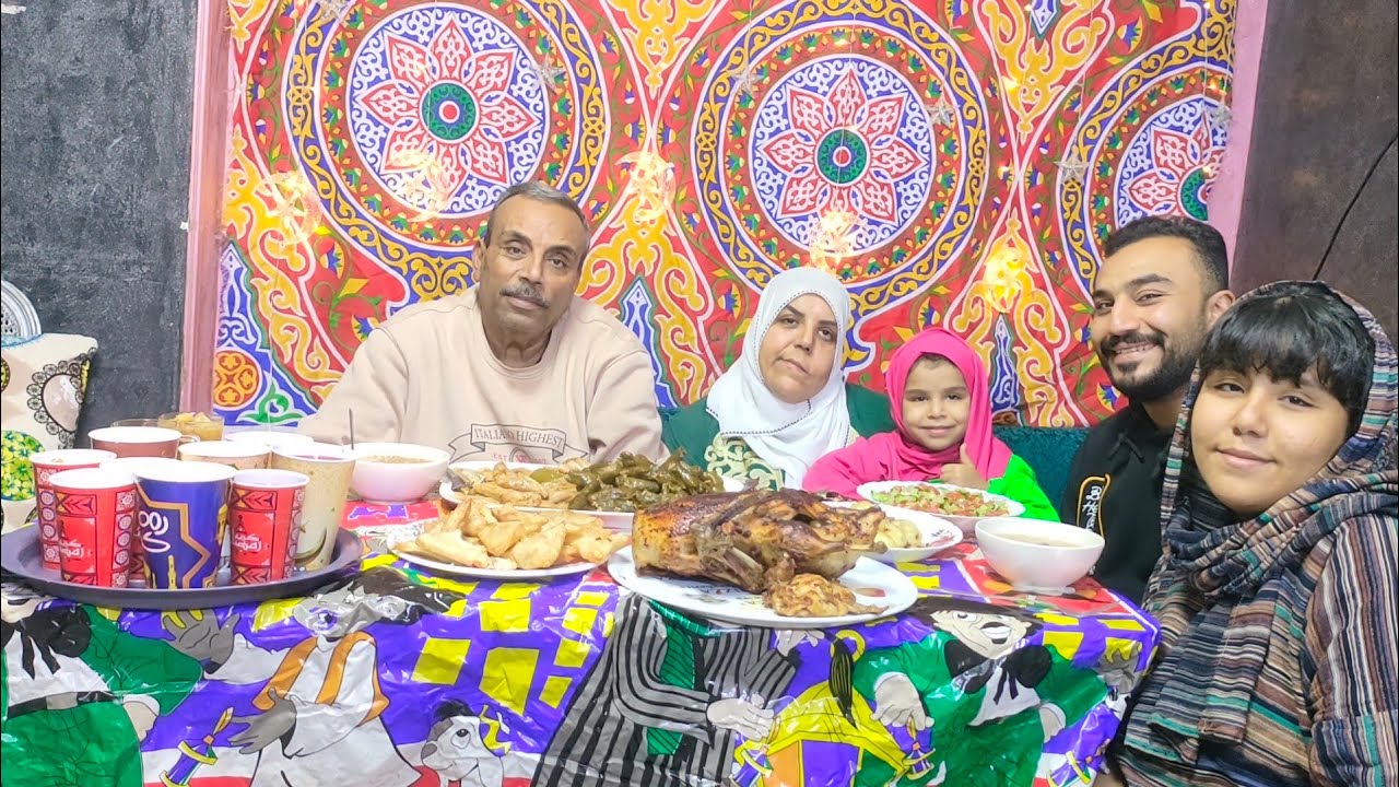 تعالو شوفو فطرنا اول يوم رمضان اي انا واخويا وكل سنه وانتم طيبين رمضان كريم عليكم❤️❤️