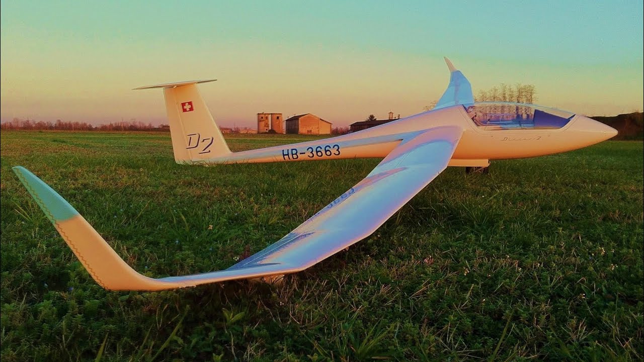 Discus 2b RC Let Model 1/3