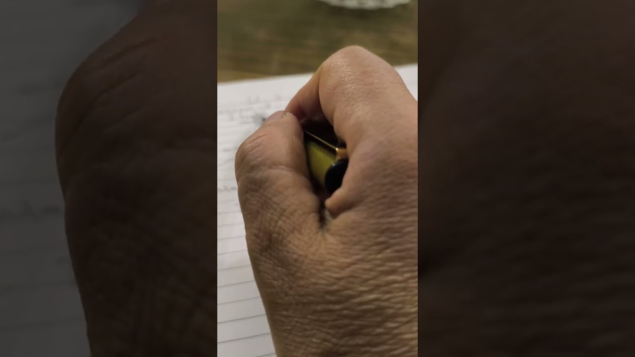 Lesson 3 unit 3 / give opinion الفعل الرئيسي 