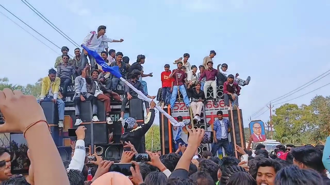 Dj Om Blaster VS Dj Hallan Gujjar..🔈🔉🔊Full Crowed Competition..