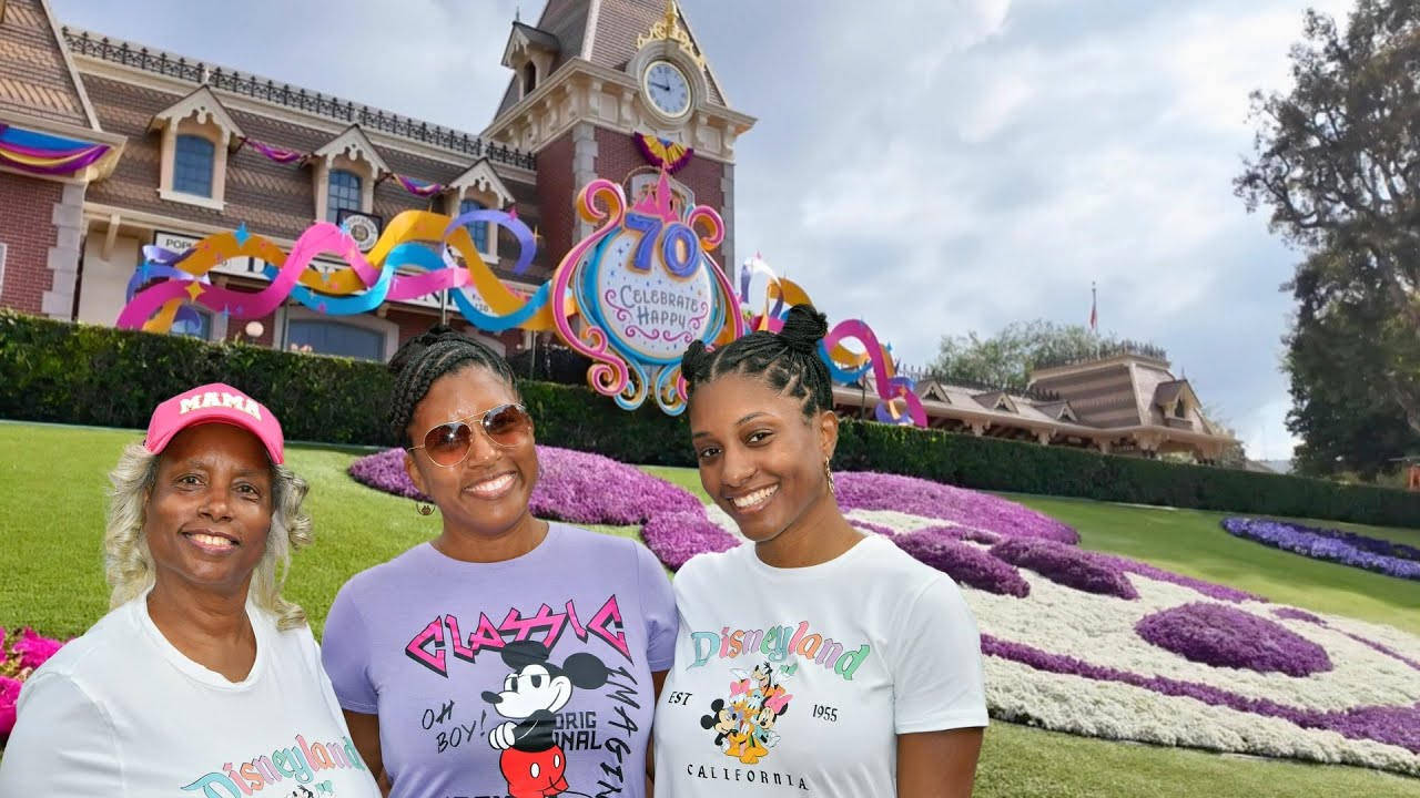 Disneyland 70th Anniversary | Food, New Cavalcade, Merch, & Paint the Night Parade Returns!