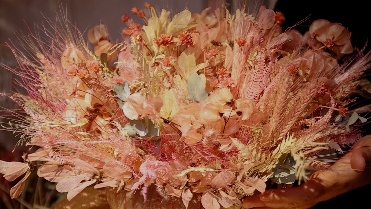 HOME TIPS - Arranjo de Flores secas - À Mesa com Graciette Simioni