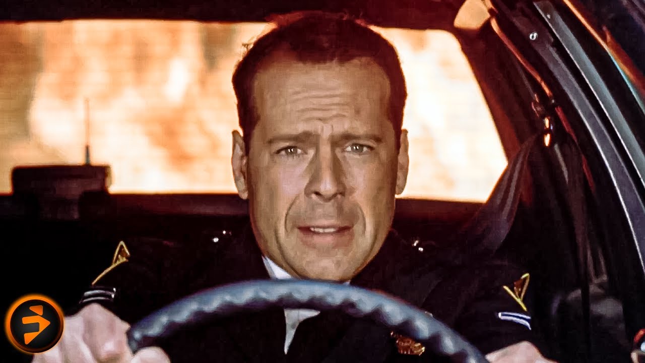 Bruce Willis Hits the Gas in an Epic Opening Car Chase | STRIKING DISTANCE