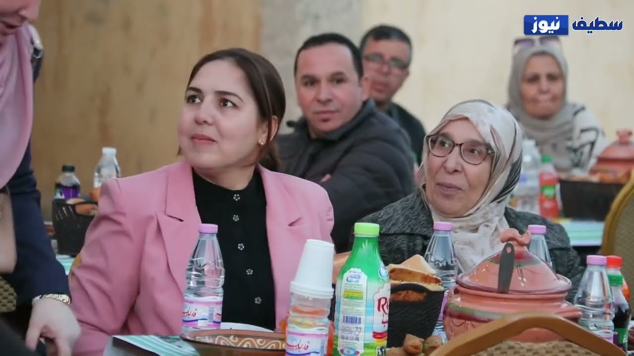 عائلات 100 مسكن ينظمون أكبر مائدة إفطار جماعي في عين الرمان بسطيف