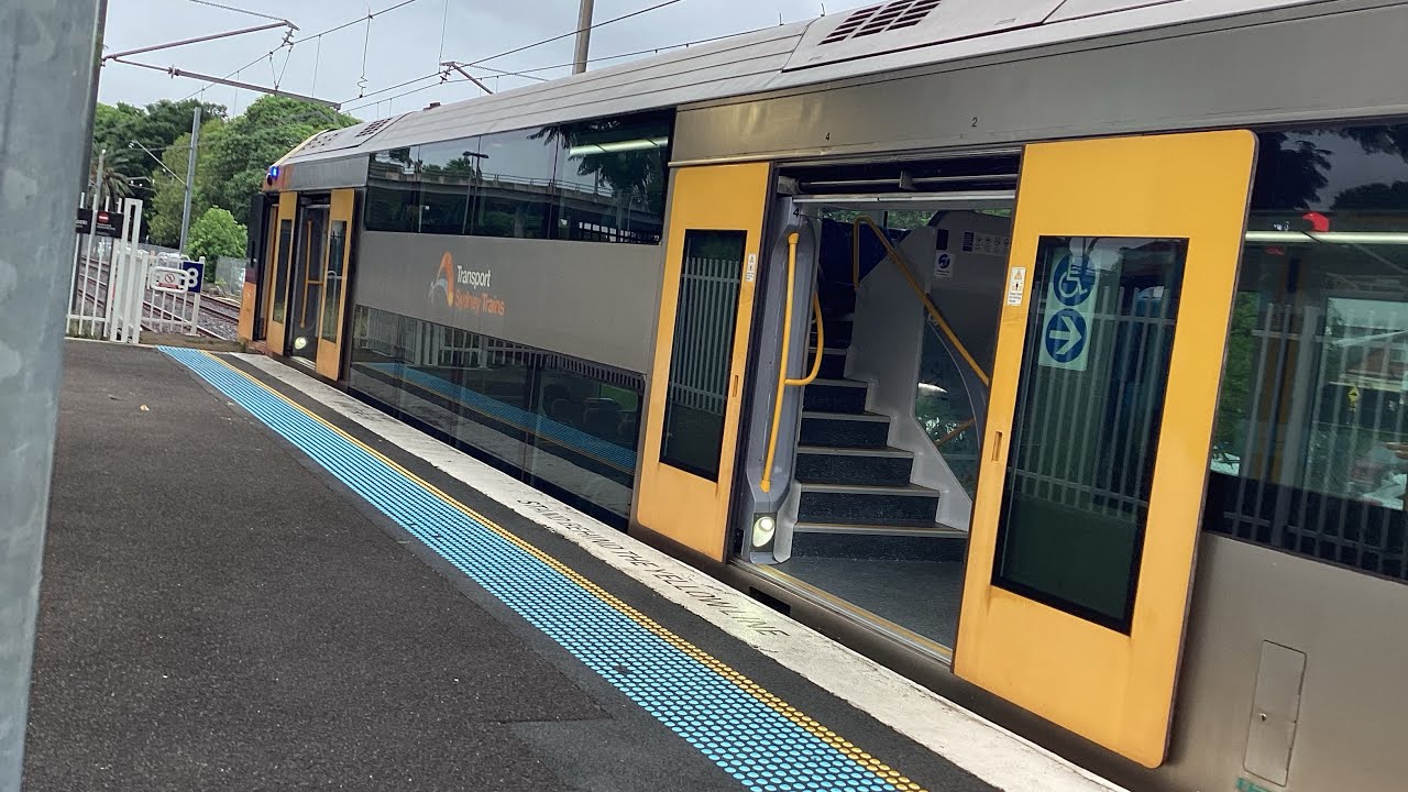 Sydney Trains Waratah A Set A24 T5 To Richmond 