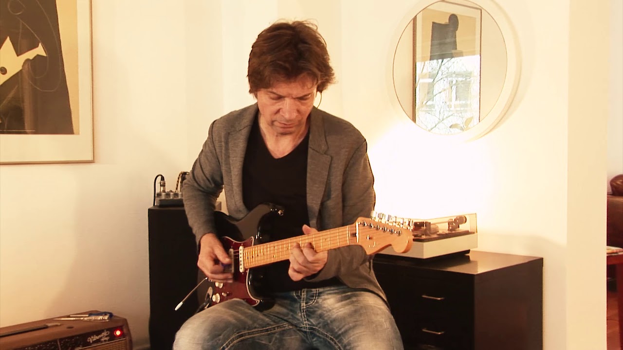 2008 Fender USA Deluxe V Neck  Stratocaster, Part2
